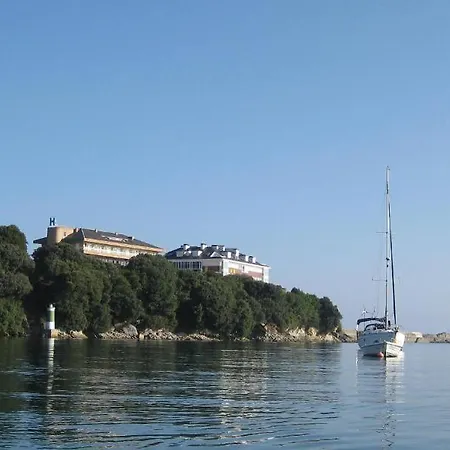 Ξενοδοχείο Miramar 3*